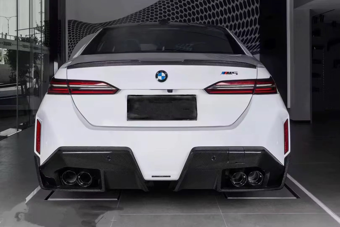 BMW M5 G90 - Carbon Fiber Rear Diffuser with Muffler Covers - Exotics Carbon Design