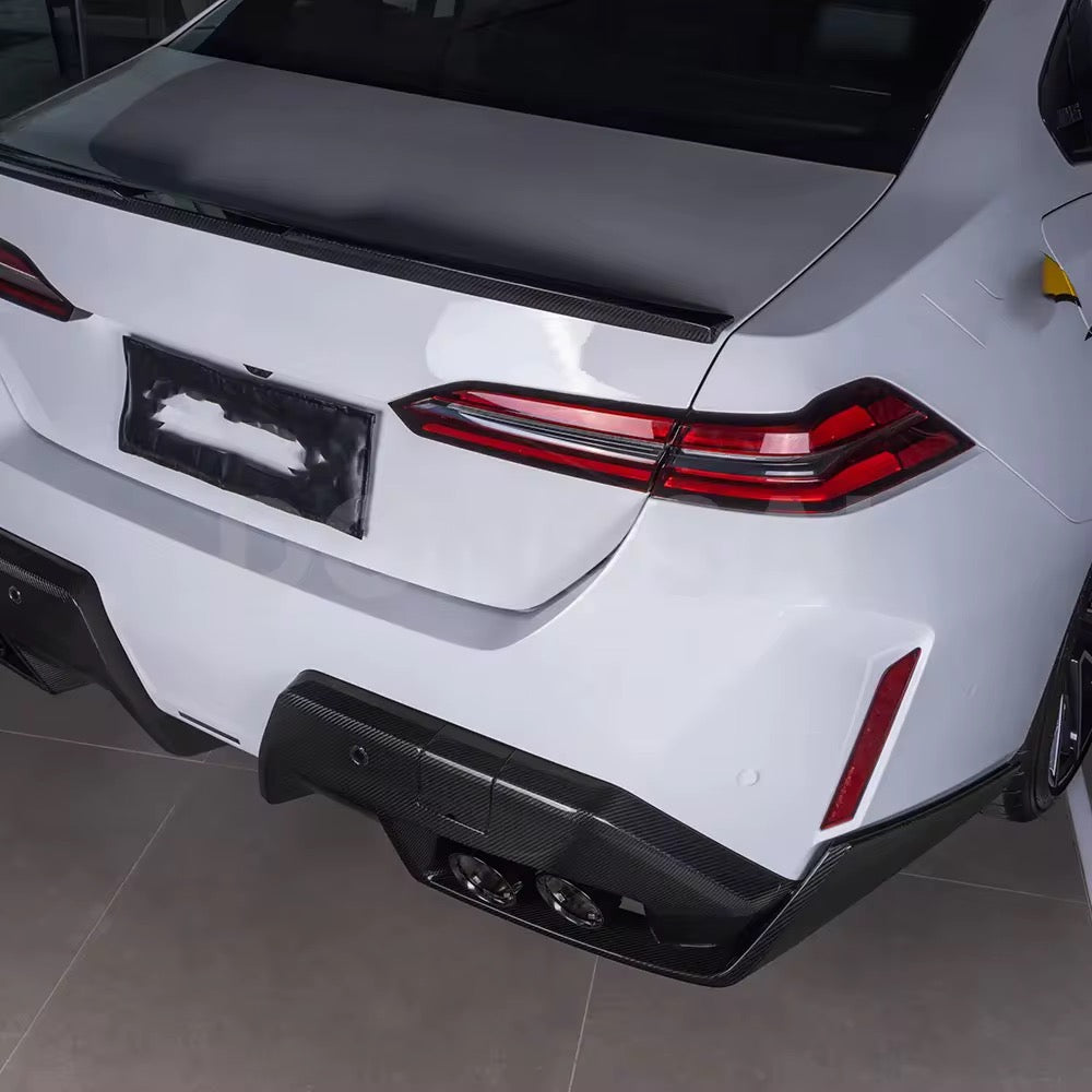 BMW M5 G90 - Carbon Fiber Rear Diffuser with Muffler Covers - Exotics Carbon Design