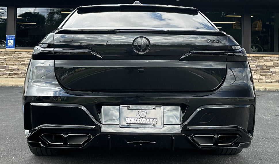 BMW 7 Series G70 (2023+) BMW-Performance Style Gloss Black Trunk Spoiler - Exotics Carbon Design