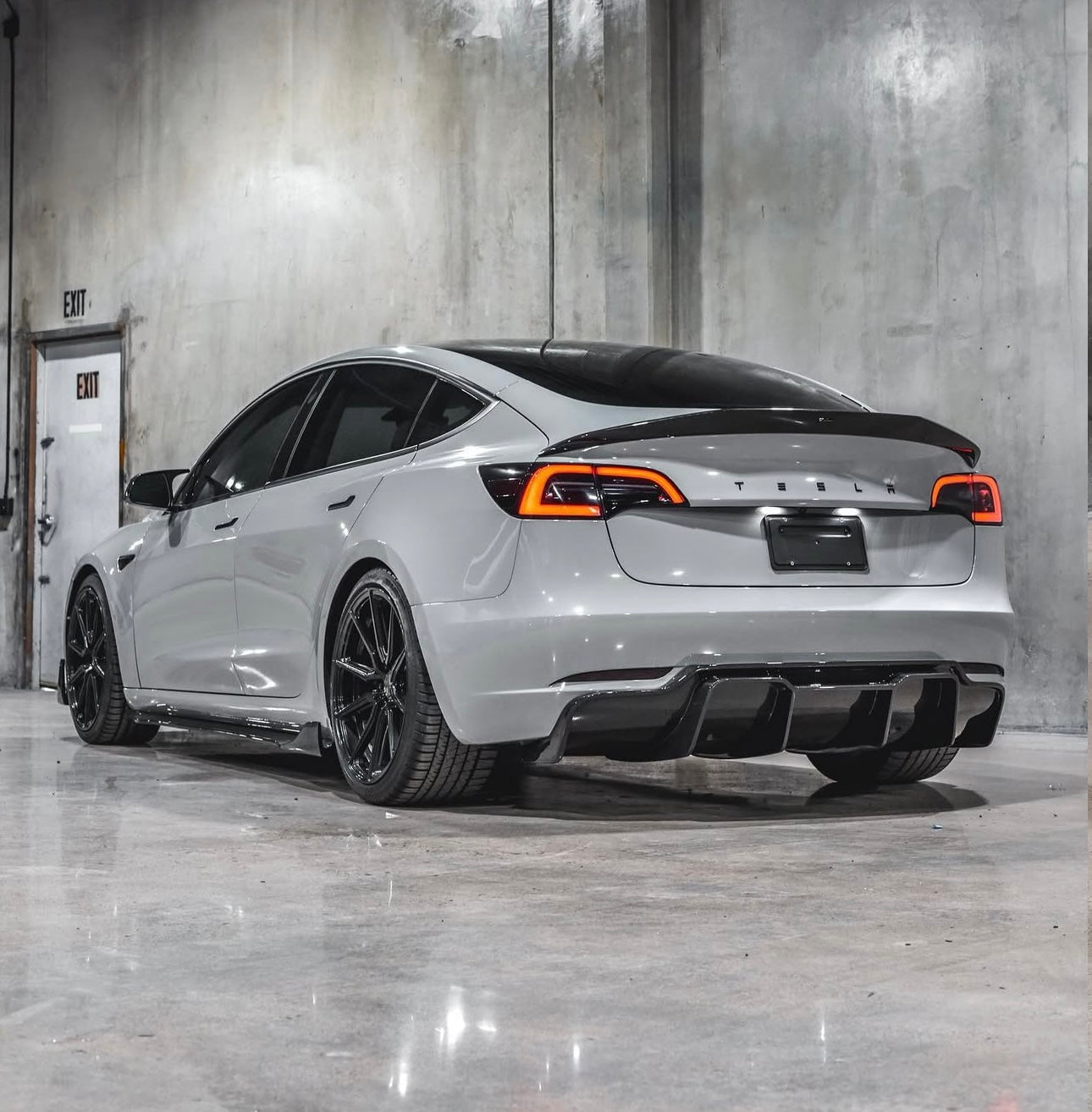 Tesla Model 3 (2017-2023) - Full Carbon Fiber Aero Kit - Exotics Carbon Design