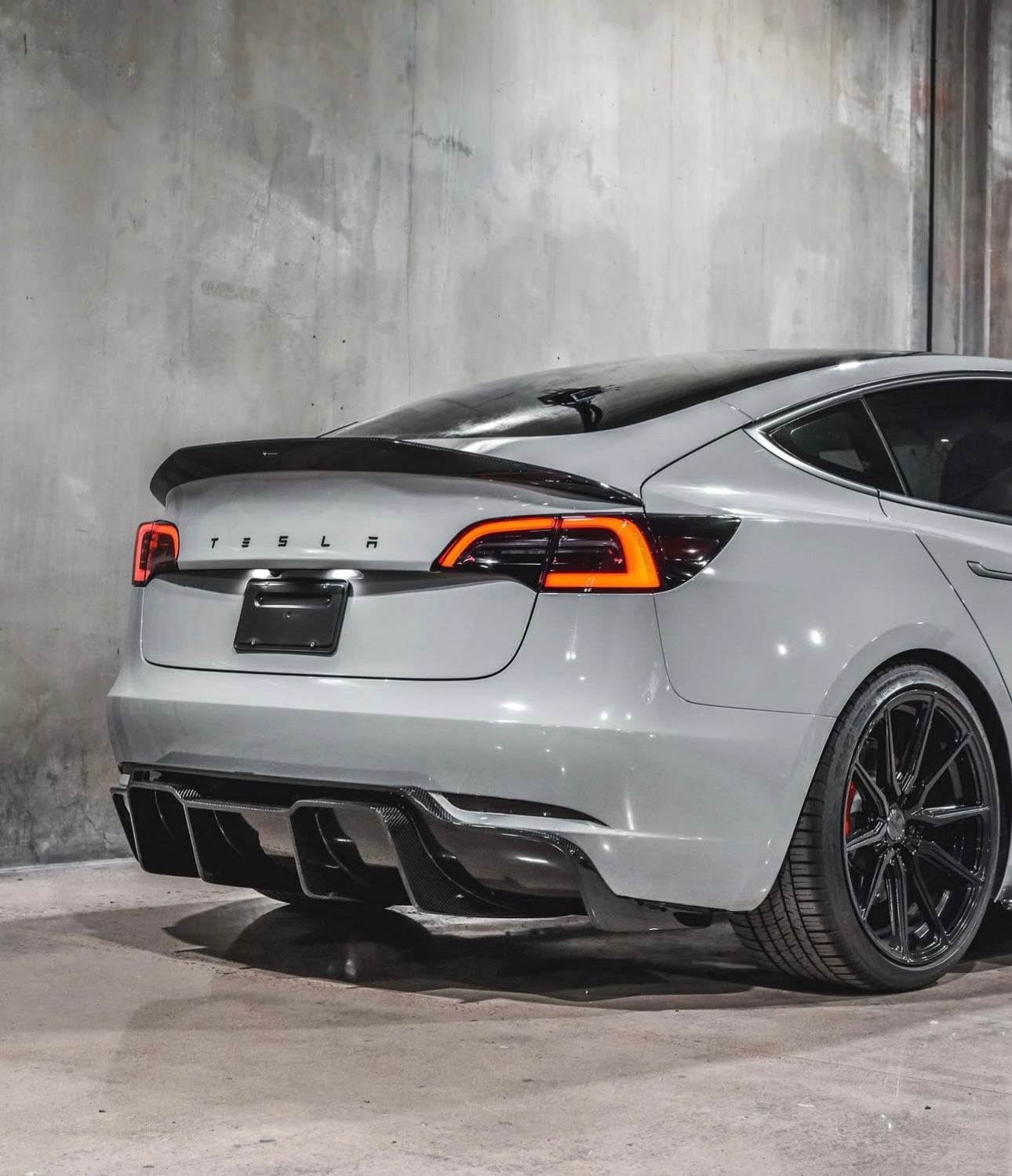 Tesla Model 3 (2017-2023) - Full Carbon Fiber Aero Kit - Exotics Carbon Design