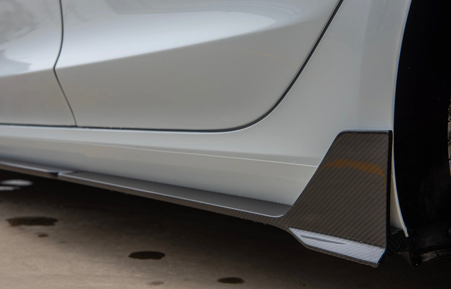 Tesla Model 3 Highland Carbon Fiber Side Skirts – Sporty Performance Upgrade for 2024–Present - Exotics Carbon Design