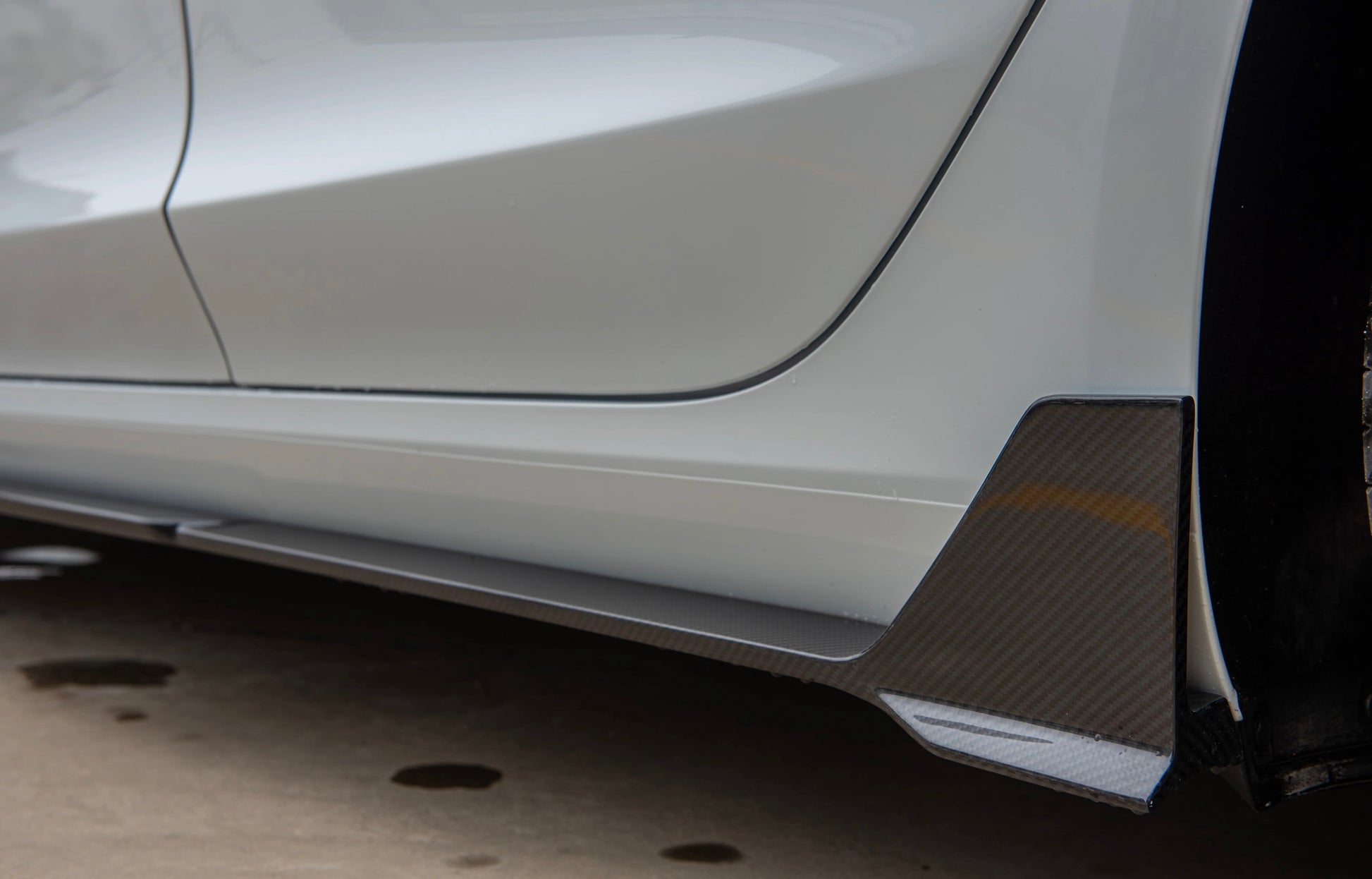 Tesla Model 3 Highland Carbon Fiber Side Skirts – Sporty Performance Upgrade for 2024–Present - Exotics Carbon Design
