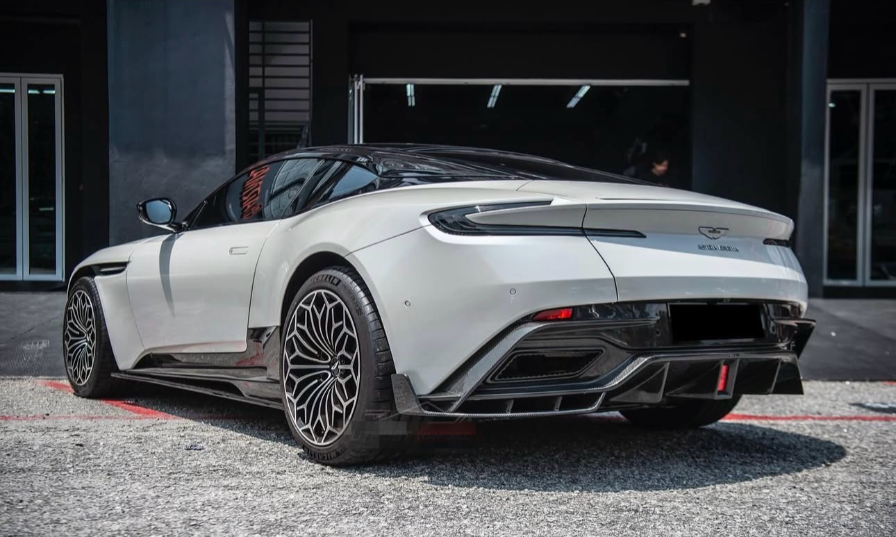 Carbon Fiber Rear Diffuser – Aston Martin DB11 - Exotics Carbon Design
