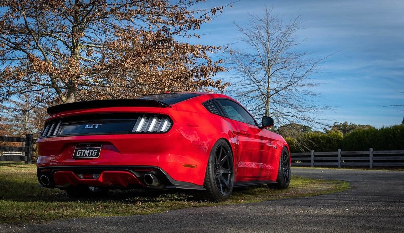 Gloss Black Trunk Spoiler – Ford Mustang (2015–2022) - Exotics Carbon Design