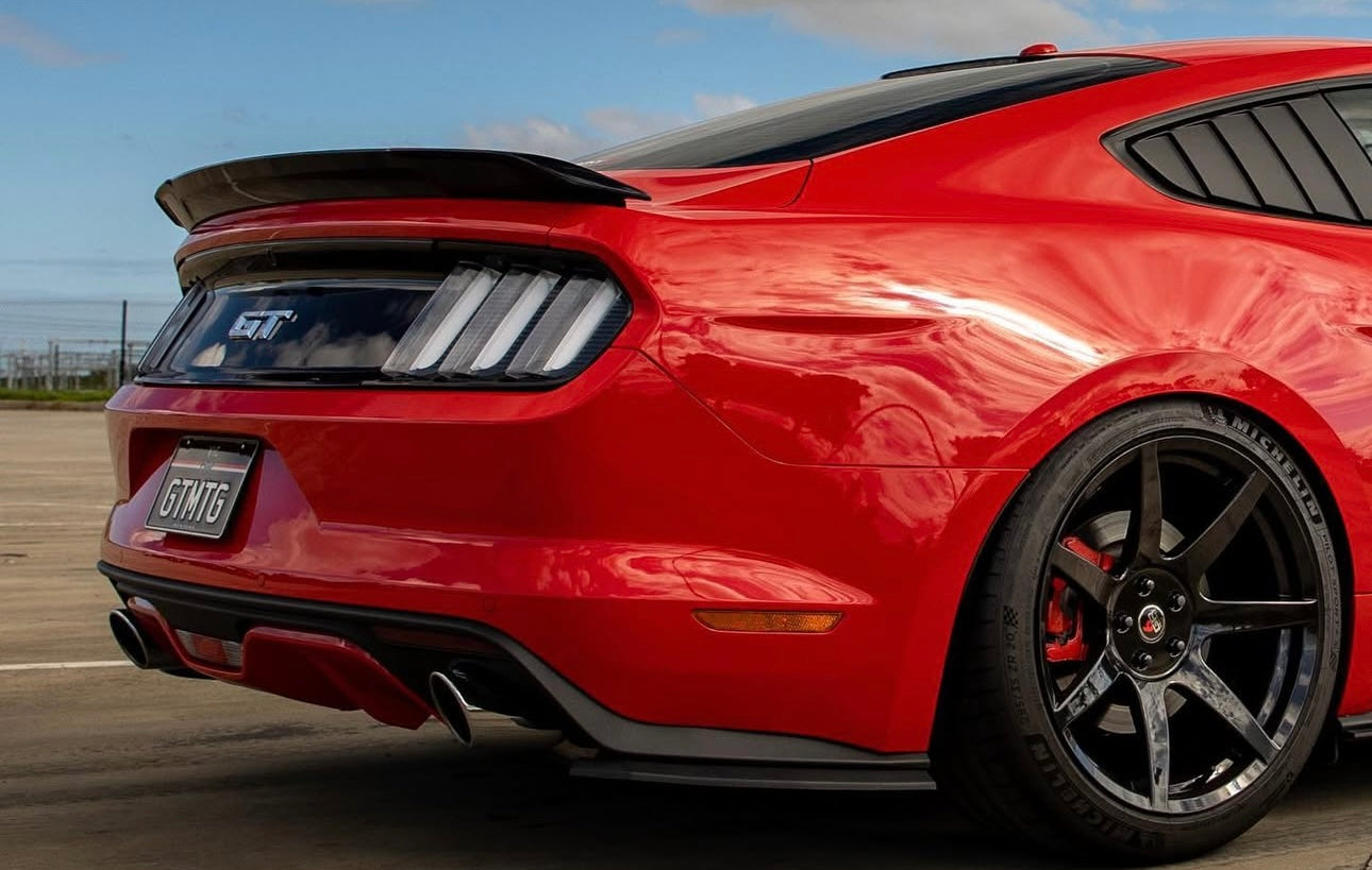 Gloss Black Trunk Spoiler – Ford Mustang (2015–2022) - Exotics Carbon Design