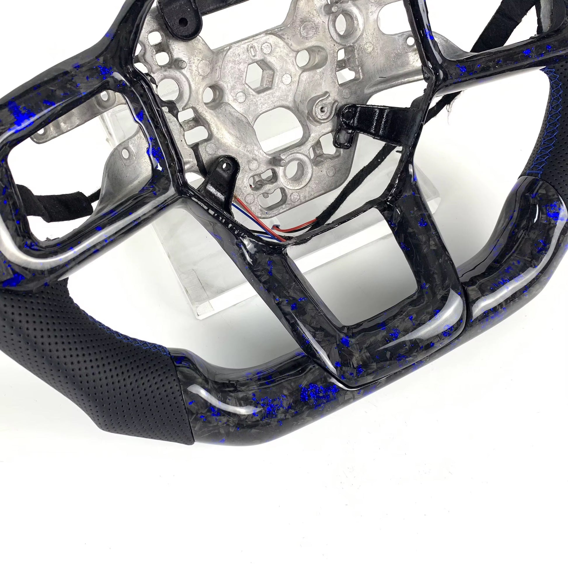 Blue Carbon Fiber With Led Light Steering Wheel – Ford Mustang S650 (2024+) - Exotics Carbon Design