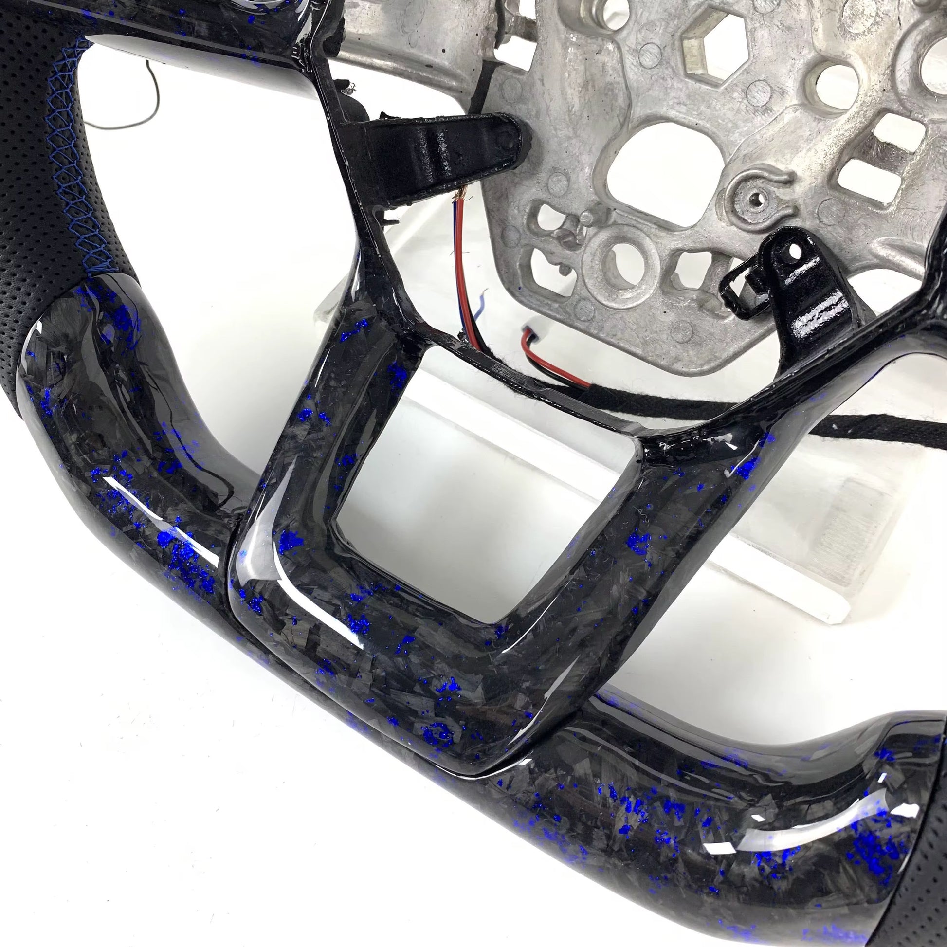 Blue Carbon Fiber With Led Light Steering Wheel – Ford Mustang S650 (2024+) - Exotics Carbon Design
