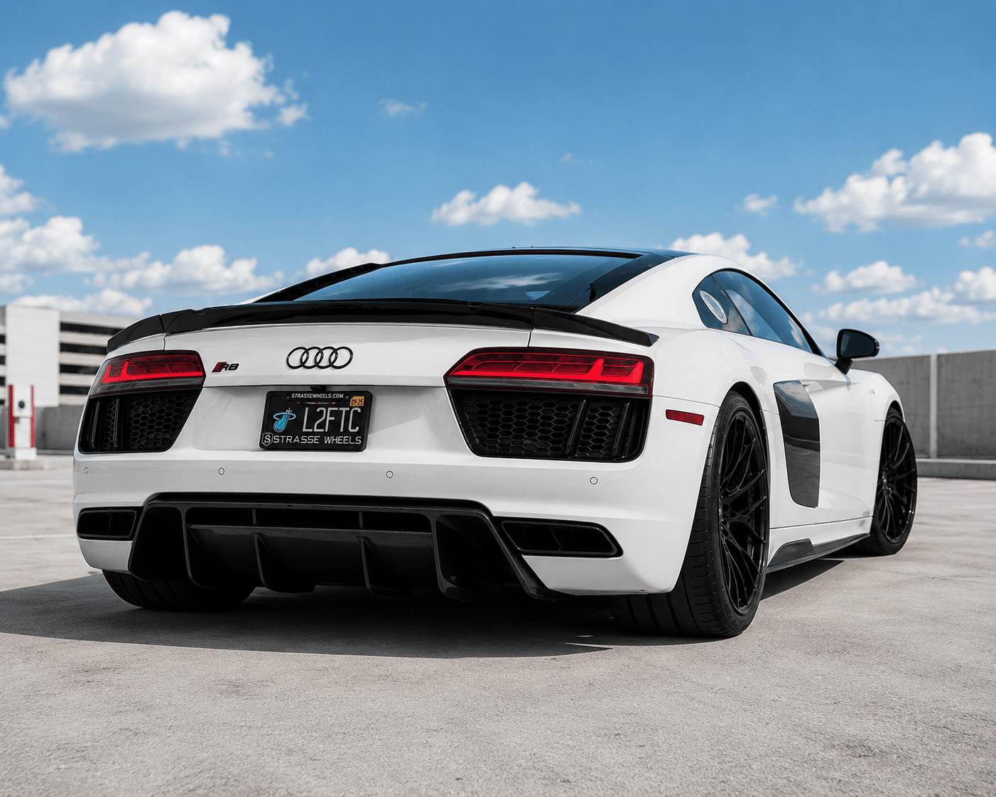 Audi R8 Gen 2 (2016-2019) - Carbon Fiber Trunk Spoiler - Exotics Carbon Design