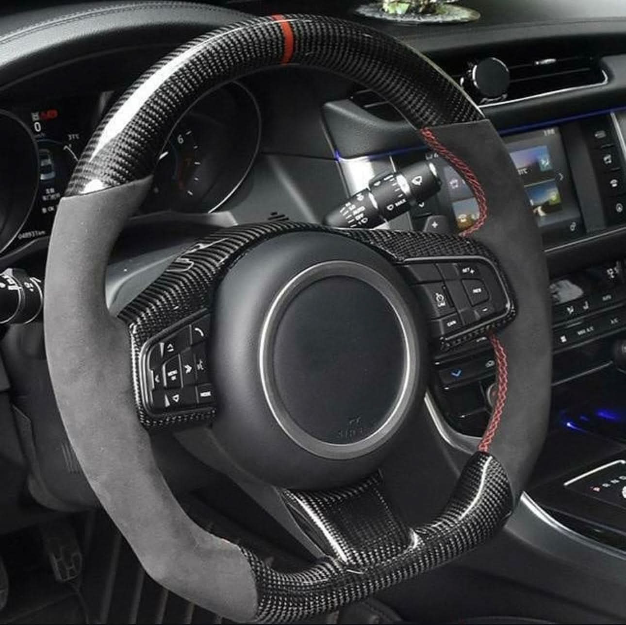 Carbon Fiber & Alcantara Steering Wheel – Jaguar F - Type (2014–2020) - Exotics Carbon Design