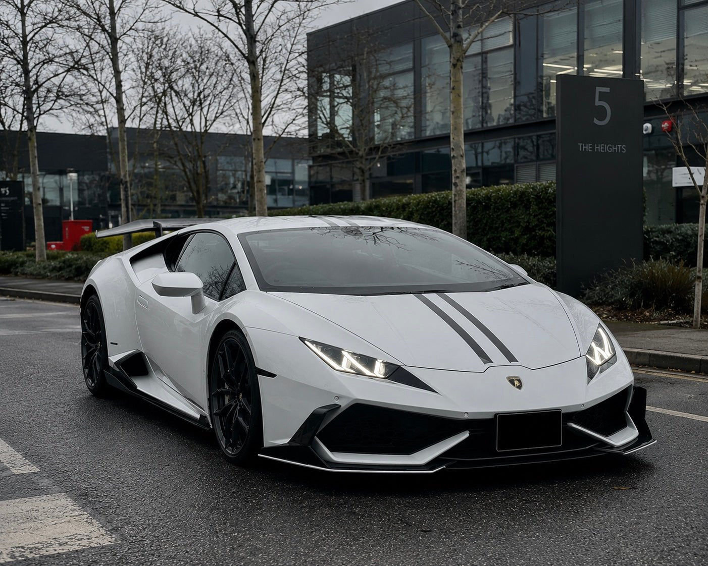 Carbon Fiber Front Diffuser - Lamborghini Huracan LP610/LP580 (2015–2019) - Exotics Carbon Design