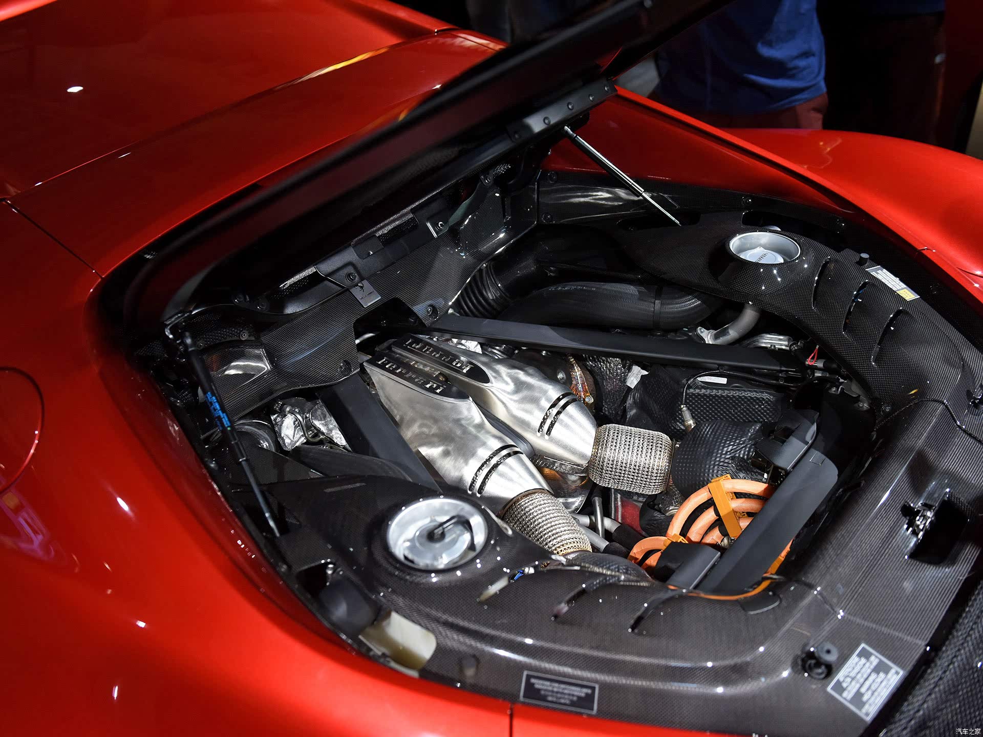 Ferrari 296 GTB/GTS – Full Carbon Fiber Engine Bay Trim Cover Kit - Exotics Carbon Design