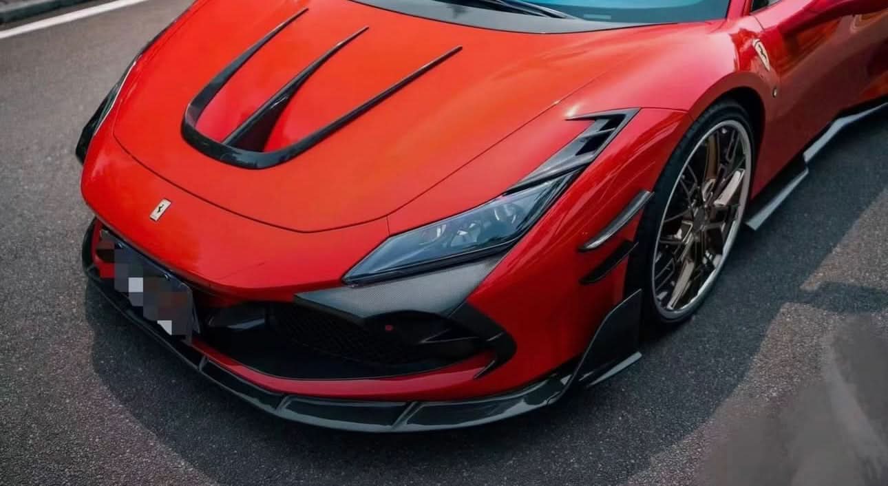 Ferrari F8 Tributo / Spider Forged Carbon Front Engine Air Vent - Exotics Carbon Design