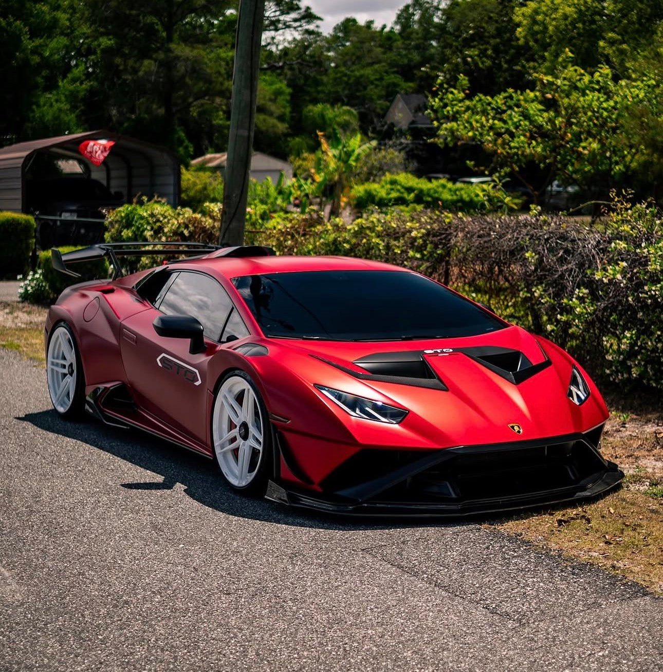 Lamborghini Huracan STO Carbon Fiber Body Kit Trim Package - Exotics Carbon Design