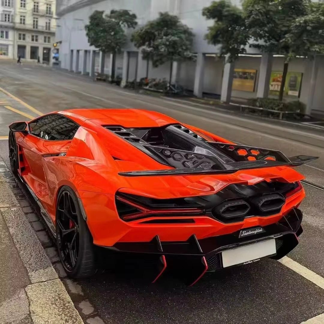 Lamborghini Revuelto Carbon Fiber Engine Cover - Exotics Carbon Design