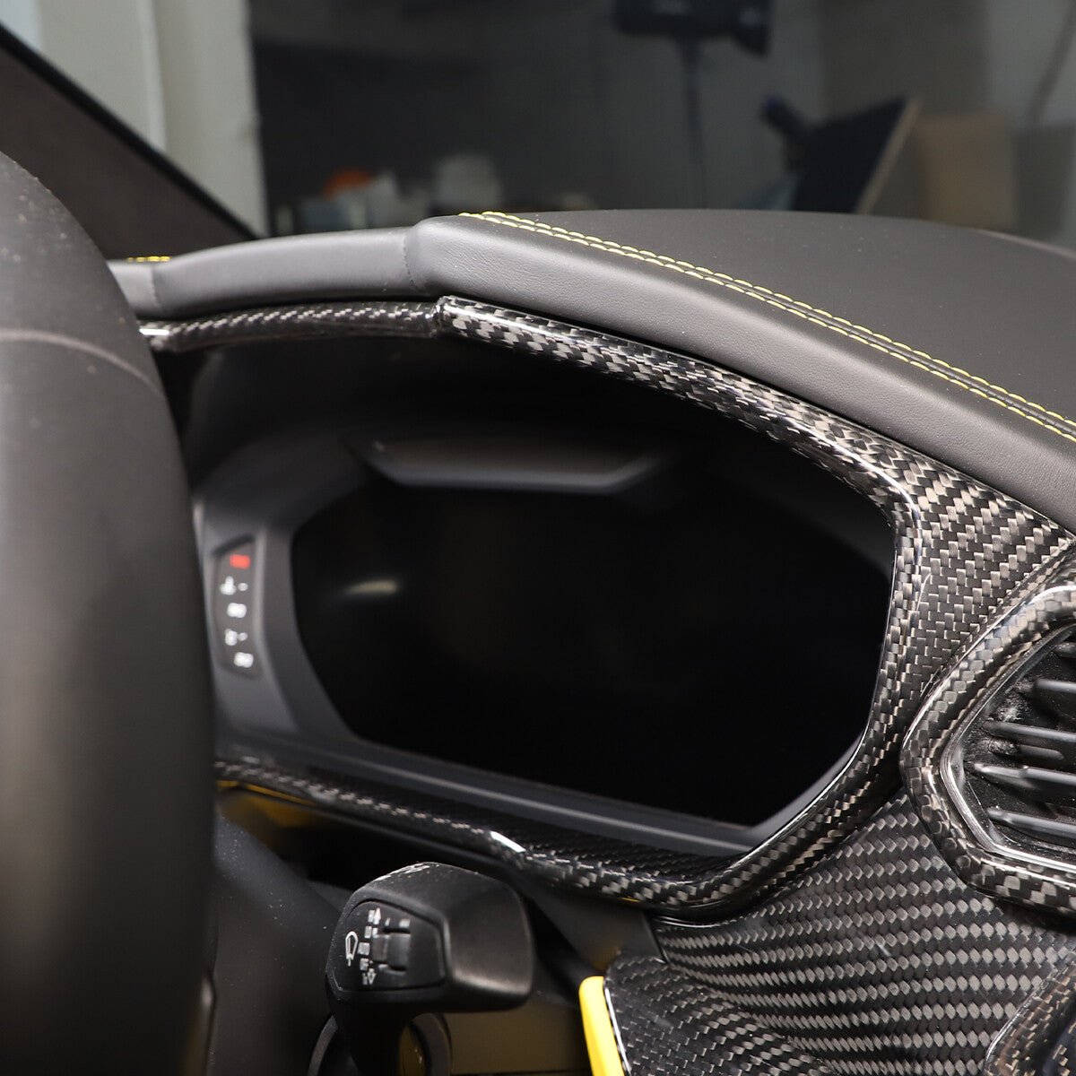 Lamborghini Urus 6-Piece Carbon Fiber Interior Trim Set - Exotics Carbon Design