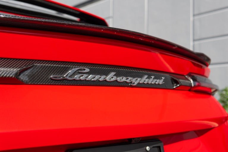 Lamborghini Urus Carbon Fiber Trunk Lid - Exotics Carbon Design