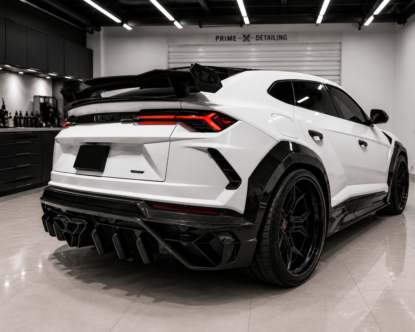 Lamborghini Urus - MSY Style Carbon Fiber Rear Spoiler - Exotics Carbon Design