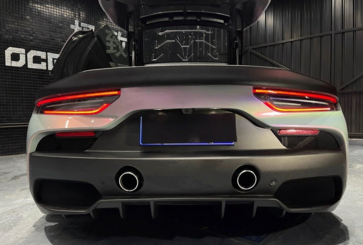 Maserati MC20 - Glossy Carbon Fiber Trunk Spoiler - Exotics Carbon Design