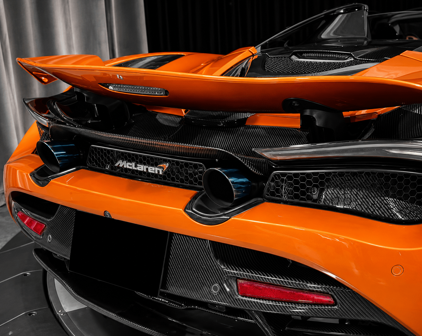 McLaren 720S – Carbon Fiber Exhaust Shield Cover - Exotics Carbon Design