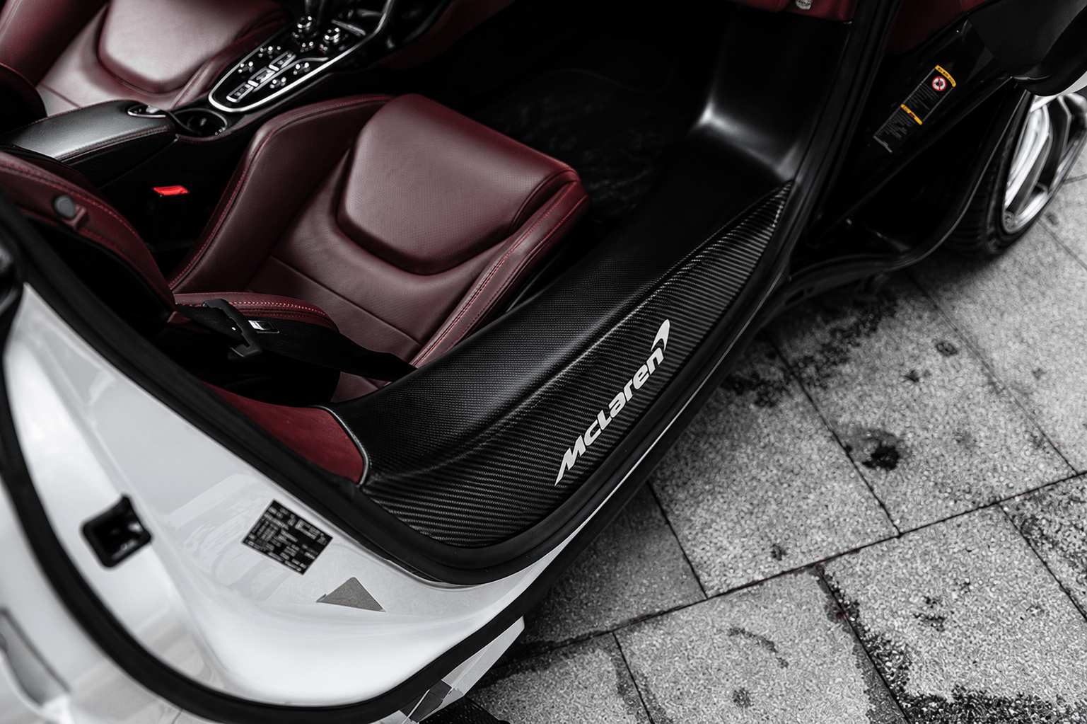 McLaren GT Carbon Fiber Door Sills - Exotics Carbon Design