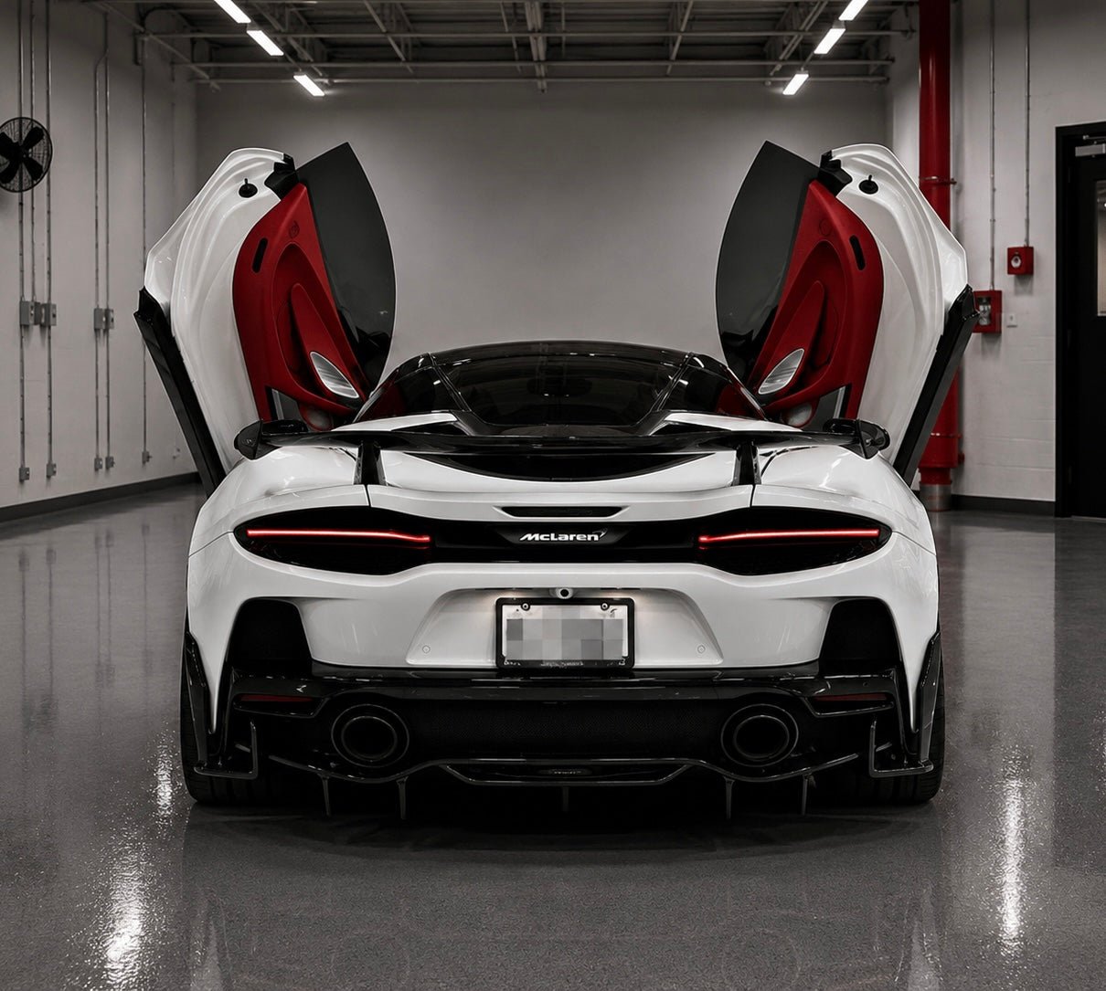 McLaren GT – Carbon Fiber Rear Diffuser - Exotics Carbon Design