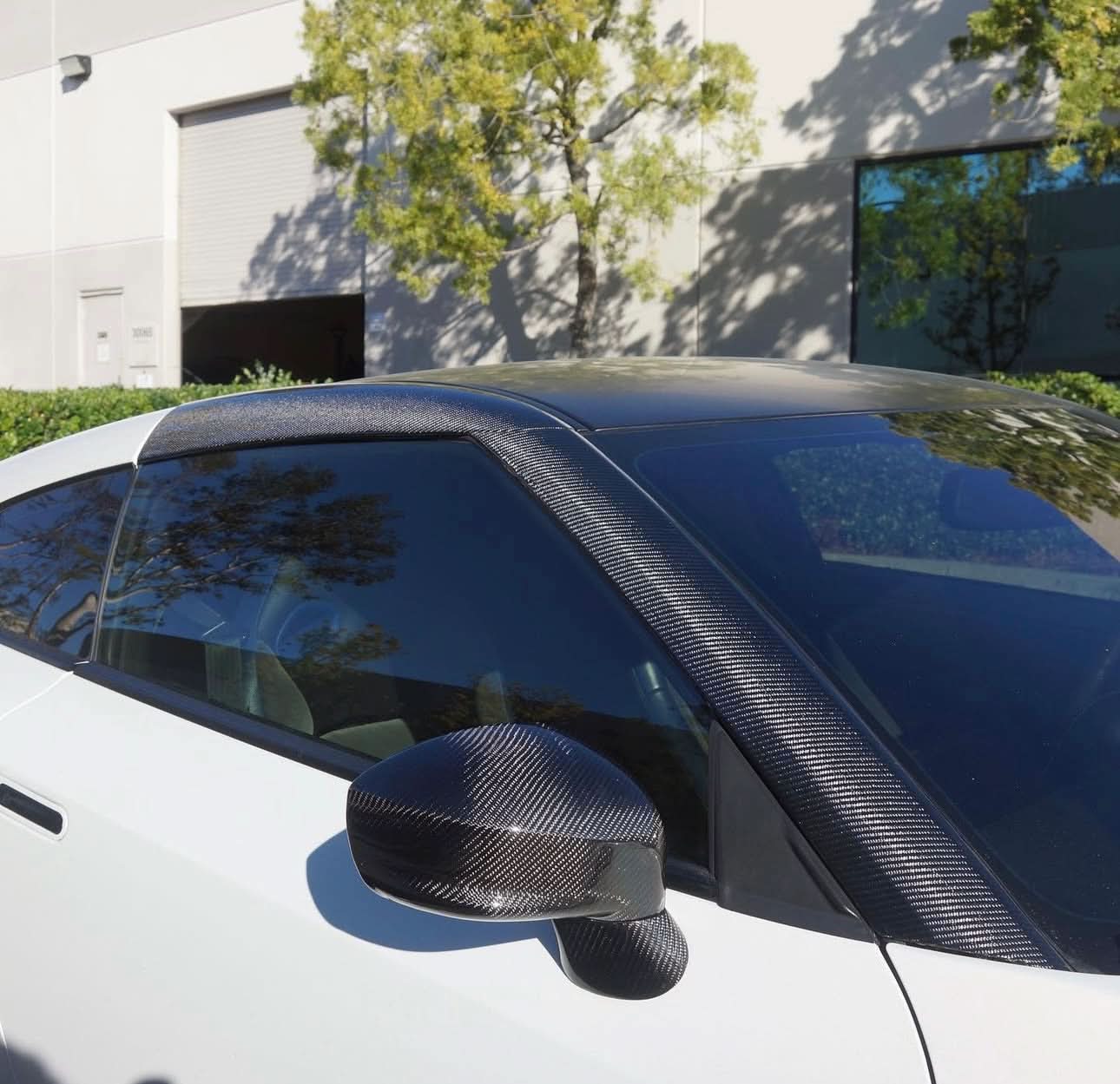 Nissan GTR R35 – Carbon Fiber Trim Window Strip Trim - Exotics Carbon Design