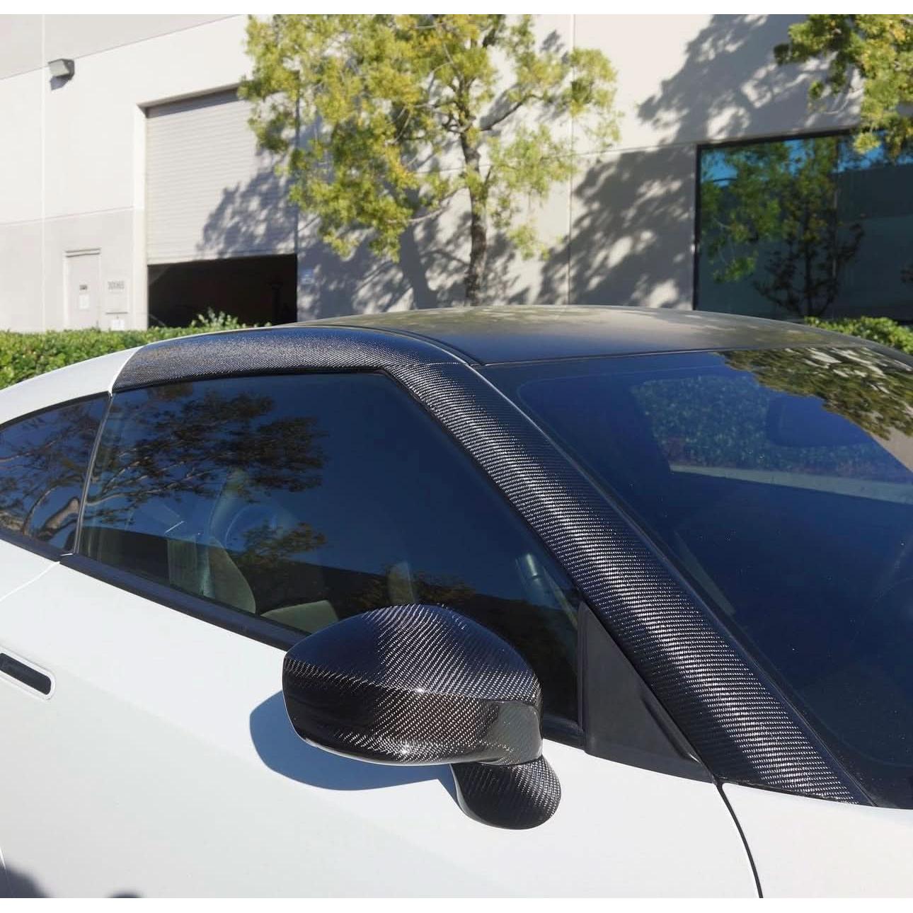 Nissan GTR R35 – Carbon Fiber Trim Window Strip Trim