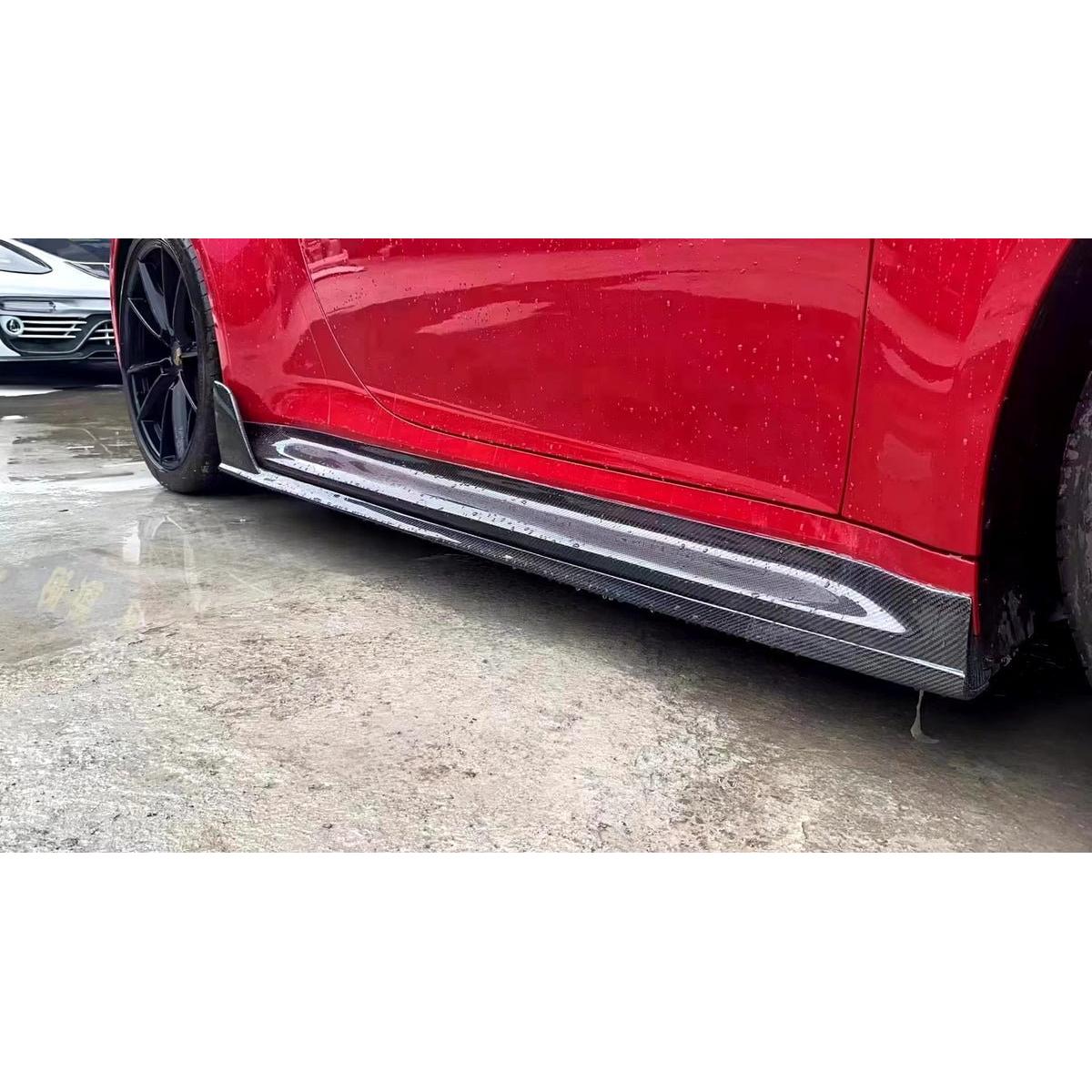 Porsche 911 (992) Carbon Fiber Side Skirts - Exotics Carbon Design