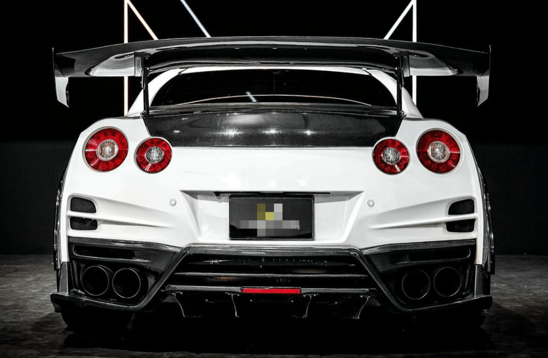 T.S Style Carbon Rear Diffuser with Panels – Nissan GTR R35 (2009–2022) - Exotics Carbon Design