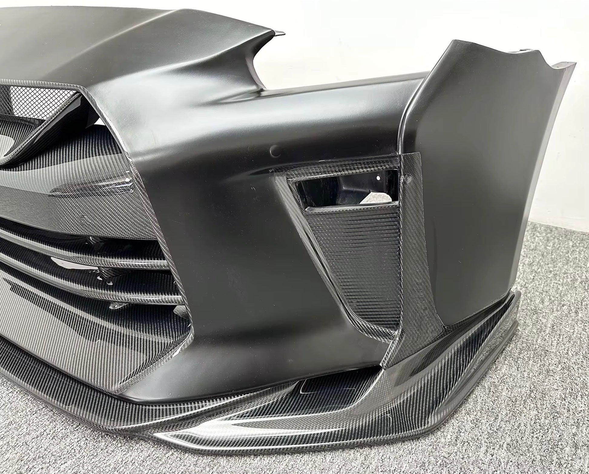Z-Style Design Carbon Fiber Front Bumper - Nissan GT-R R35 (2017+) - Exotics Carbon Design